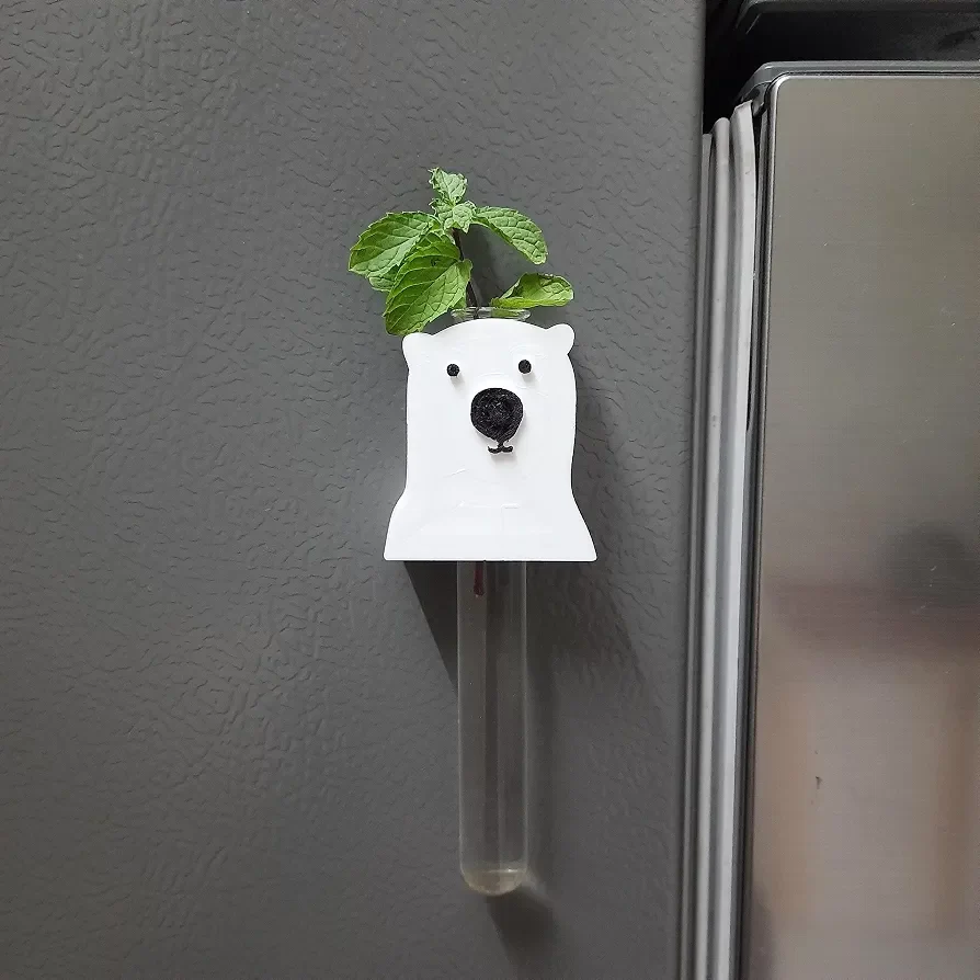Bear Magnetic Planter for Fridge and Other Metalic Surfaces