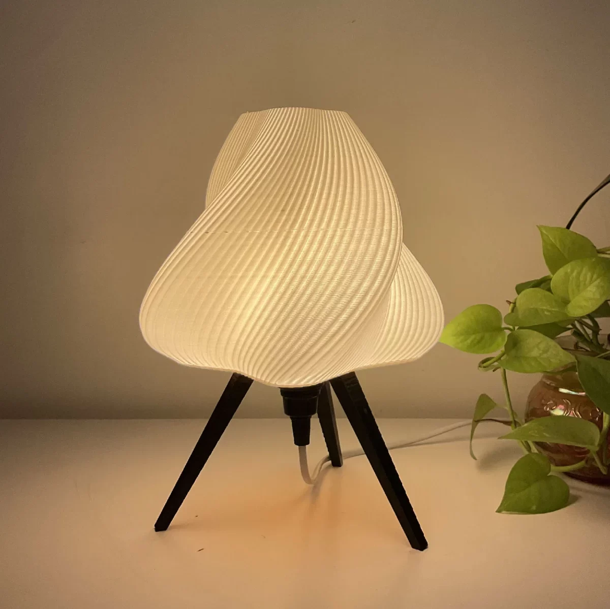 Modern Bedside Table Lamp – Elegant LED Bed Lamp for Bedroom Side Table, Soft Ambient Lighting for Nightstand & Reading – Set of 1